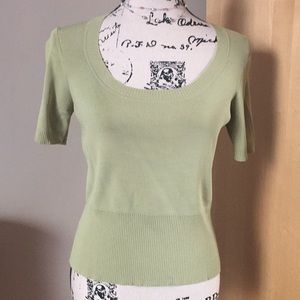 EUC Ann Taylor Loft green blouse 👚